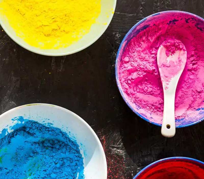 Restauration de tapis - La Perse LAINE ET SOIE  sur Lyon, Saint-Etienne, Bourg-en-Bresse et les alentours: Réparation restauration de tapis et tapisserie : réparation des lisières, restauration des franges de tapis, traitement des trames, resserrage des nœuds de tapis. Intervention sur sur Lyon, Saint-Etienne, Bourg-en-Bresse et les alentours